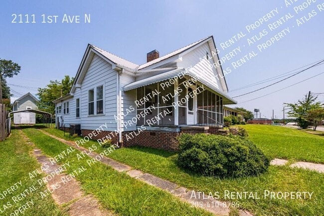 Building Photo - 2111 1st Ave N