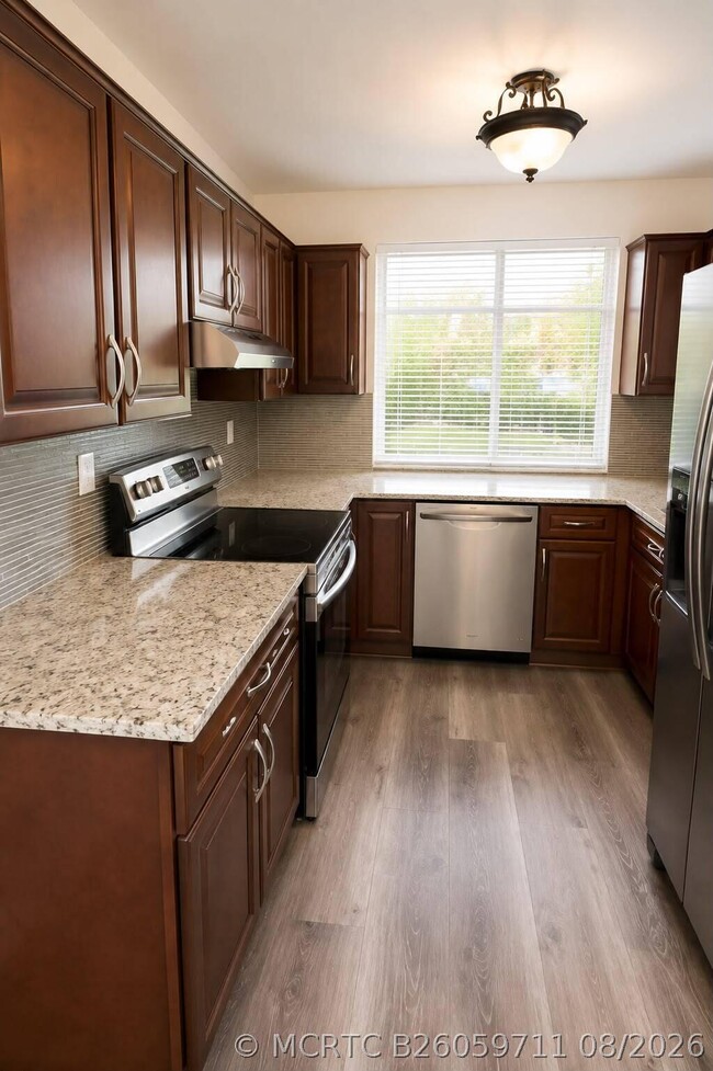 Building Photo - 700 Nottingham Cir