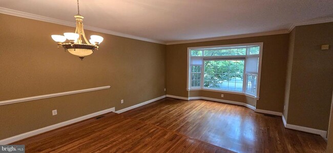 Building Photo - 10555 James Wren Way