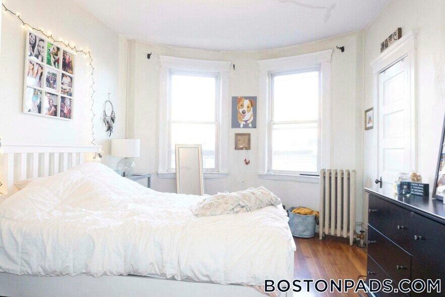 Building Photo - 32 Orkney Rd