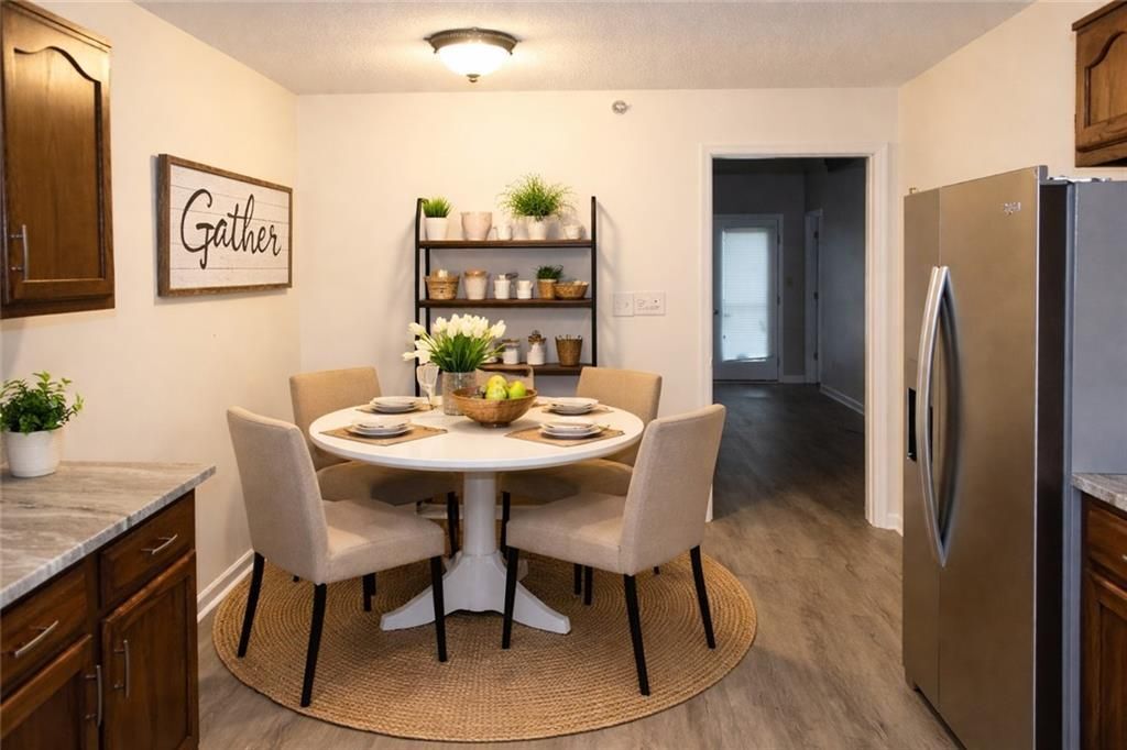 Building Photo - 5053 Gardenia Cir