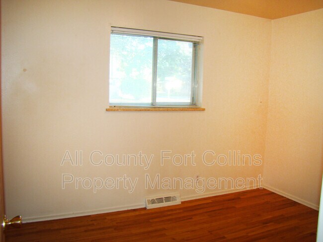 Building Photo - 1504 Brentwood Dr