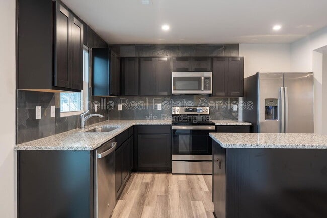 Building Photo - 2935 Winterberry Dr