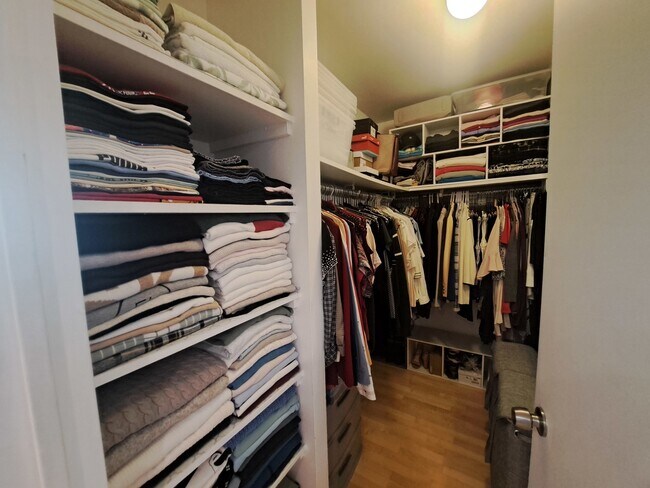 Building Photo - 211 E Ohio St