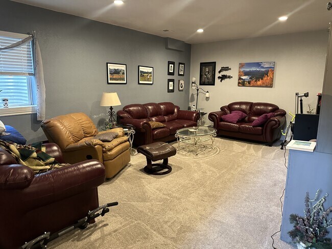 Building Photo - 3610 Porto Fino Ave