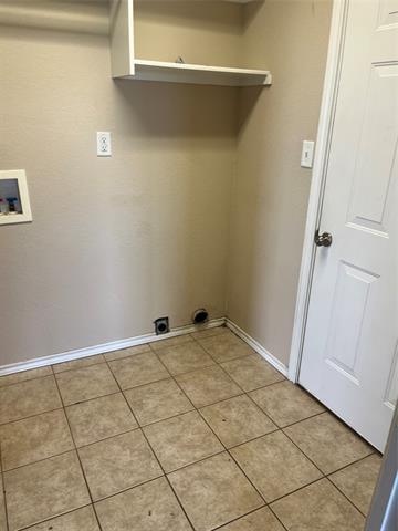 Building Photo - 1053 A Highland Dr