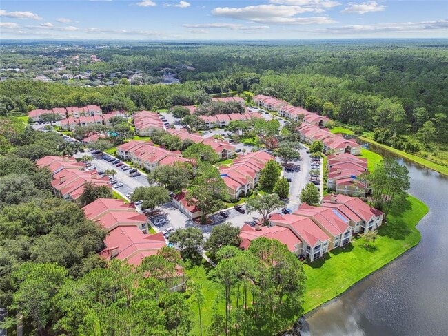 Building Photo - 9481 Highland Oak Dr