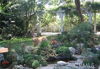 Building Photo - 9658 Live Oak Ave