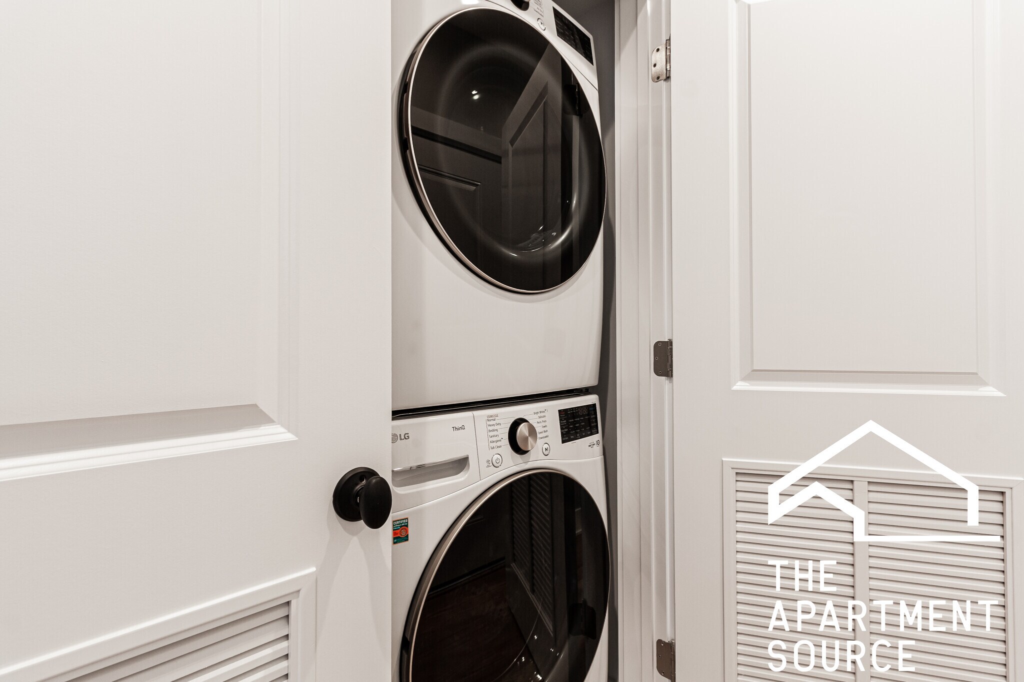 Building Photo - 2457 W Logan Blvd