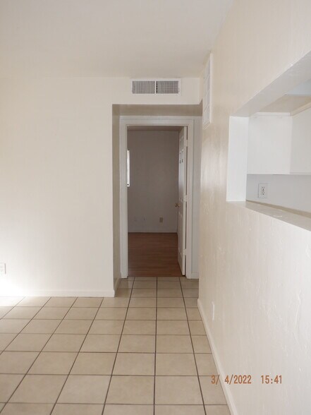 Building Photo - 1535 E 29th Ave