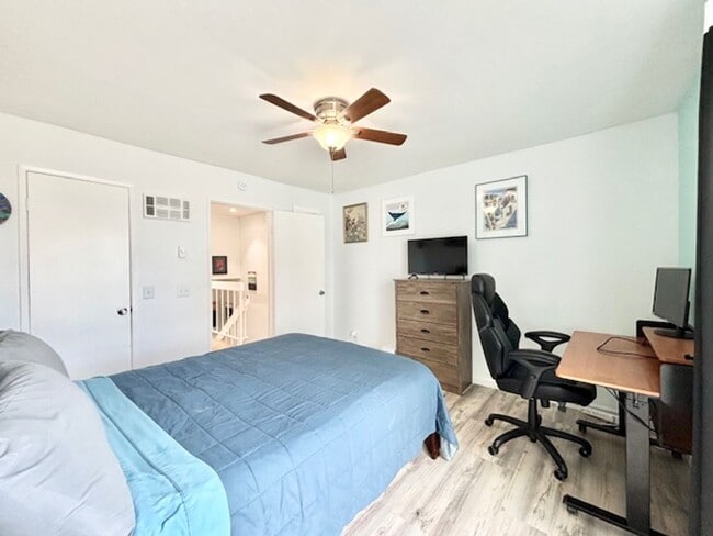 Building Photo - 2 Bedroom + 1.5 Bathroom Condo | Anacapa View | Monthly Furnished Rental