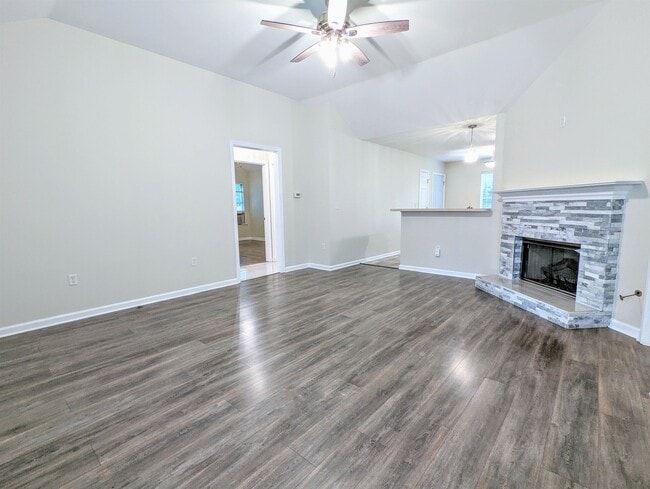 Building Photo - 6498 Glastonburg Ln