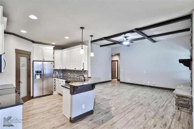 Building Photo - 350 White Rock Dr