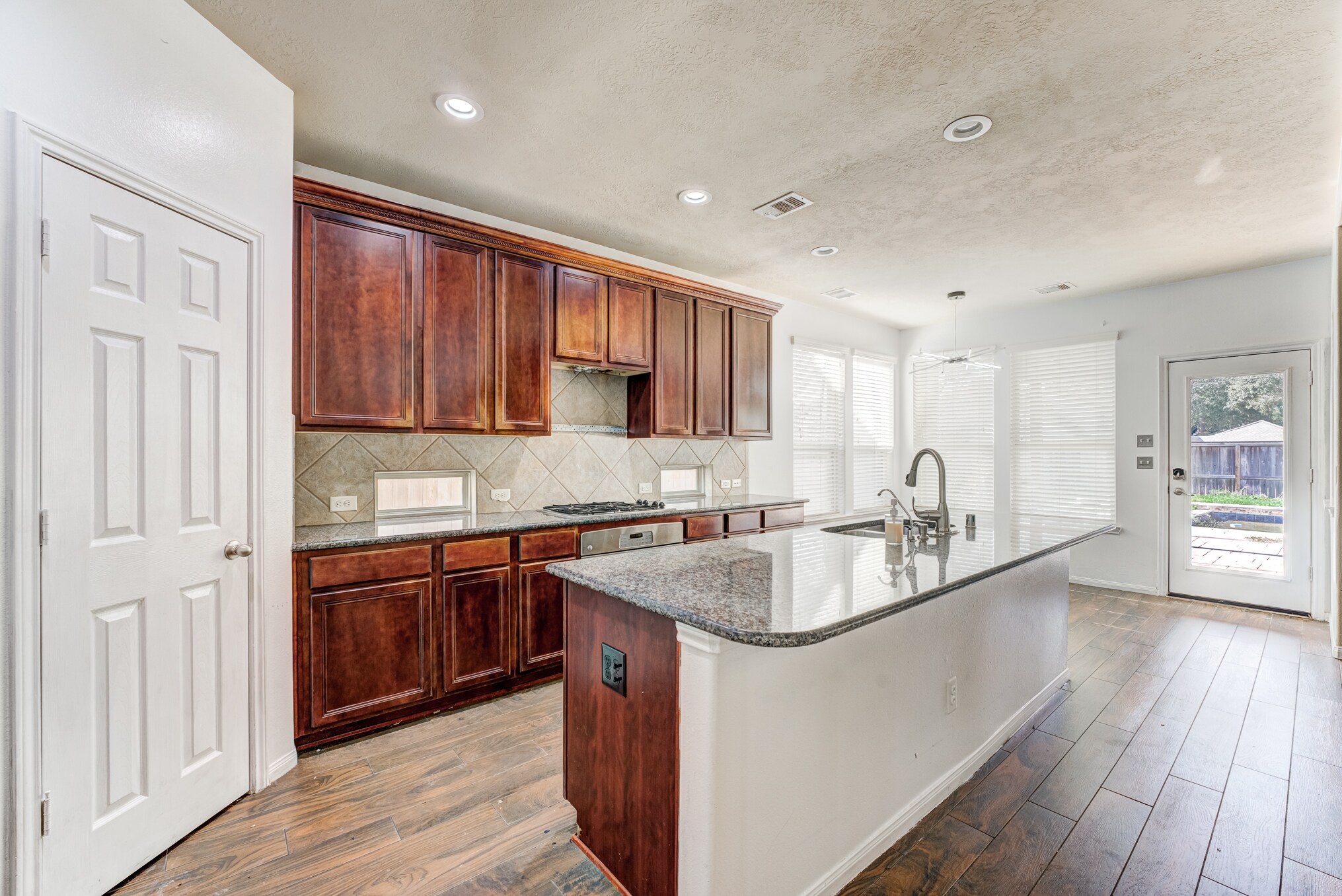 Building Photo - 4731 Autumn Pine Ln