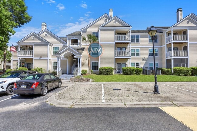Building Photo - Welcome to 1117 Westbury – Modern Living w...
