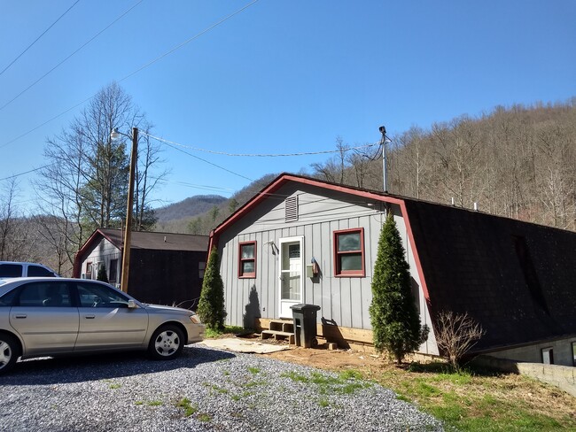 Building Photo - Unit #14- Cullowhee Cabins & Cottages