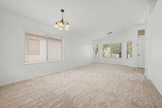 Building Photo - 1237 W Fruit Tree Ln