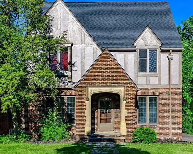 Building Photo - 3669 Glencairn Rd