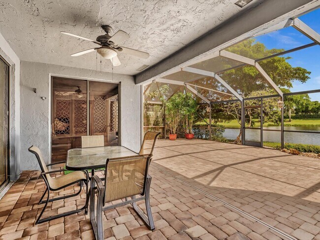 Building Photo - 10122 Spyglass Way