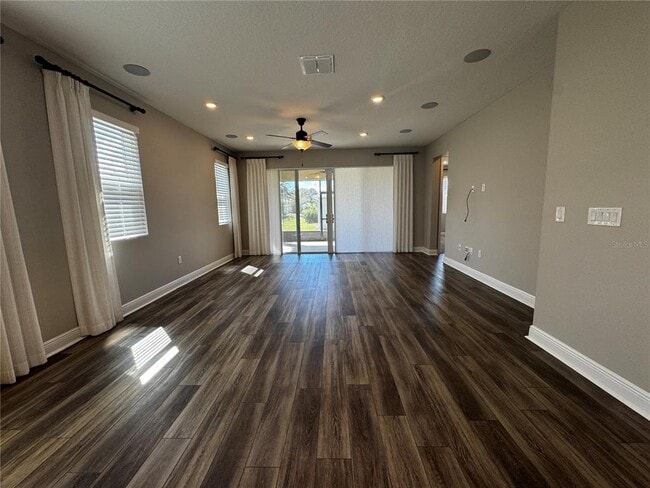 Building Photo - 2448 Spring Breeze Dr