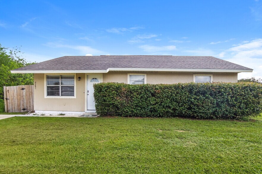 Primary Photo - 9285 101st Ave