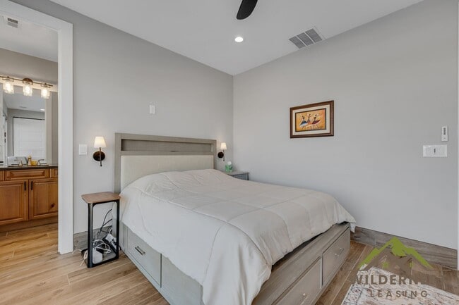 Building Photo - Stunning Luxury Mountain Home with Panoramic Views