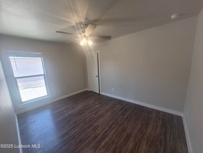 Building Photo - 2144 Kirksey Ave