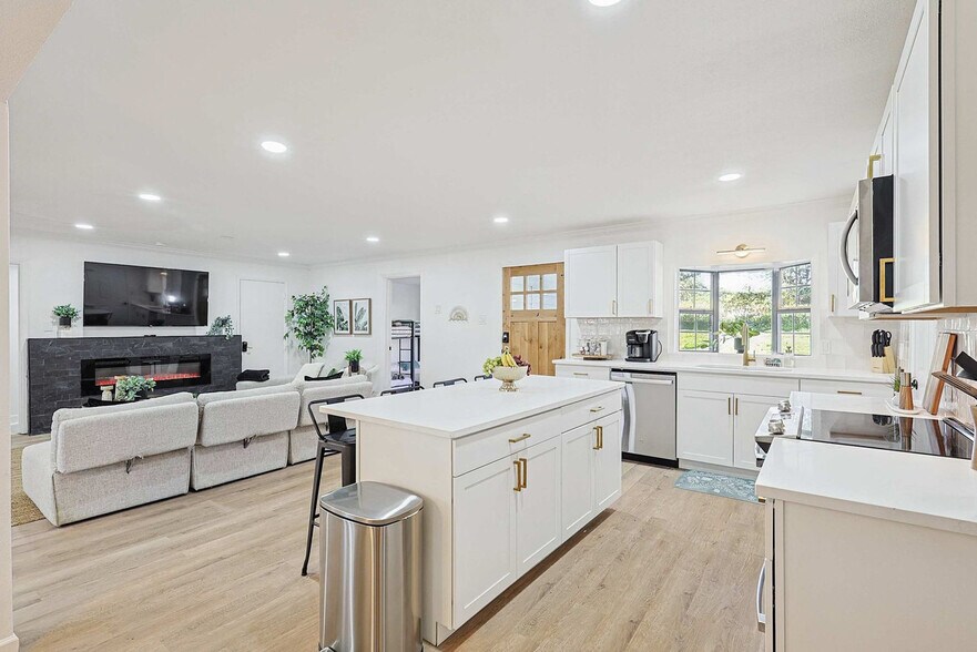 Building Photo - 260 McGraw Ln