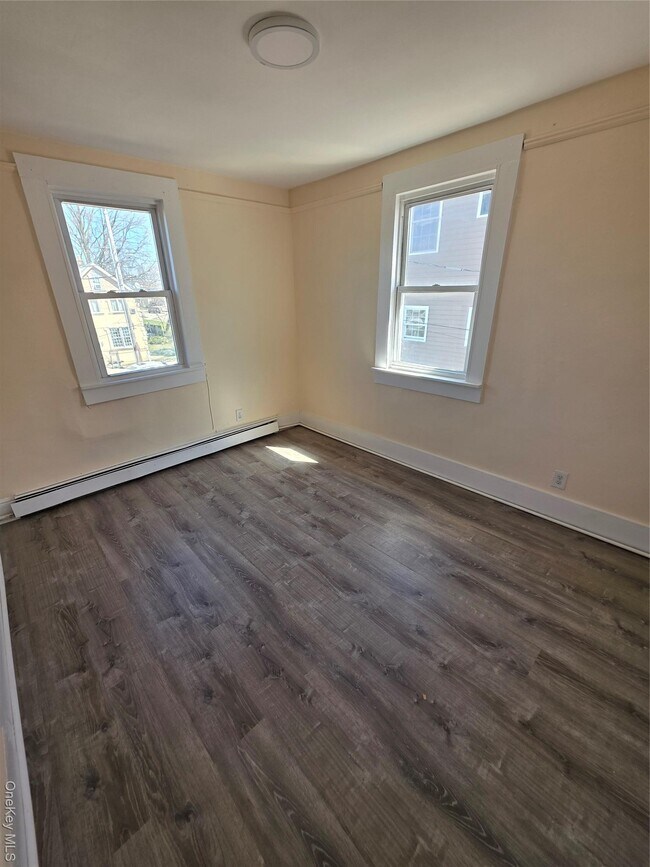 Building Photo - 185 S Franklin St