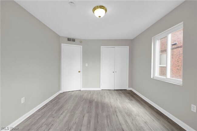 Building Photo - 5208 Lee Rd