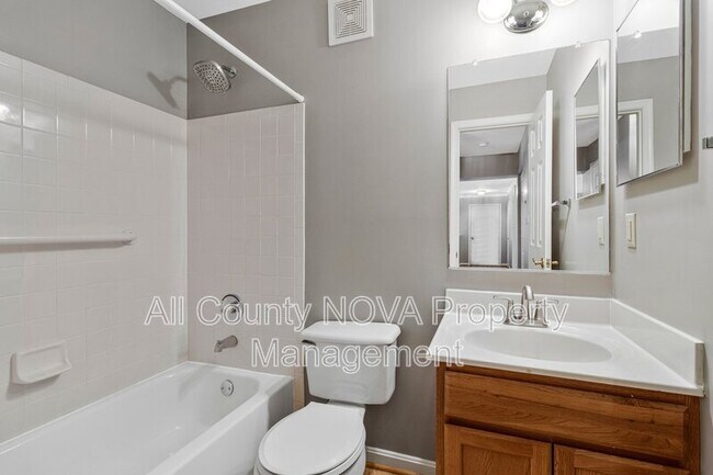 Building Photo - 4323 Apple Orchard Ln