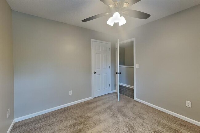 Building Photo - 2701 Winky Bluff