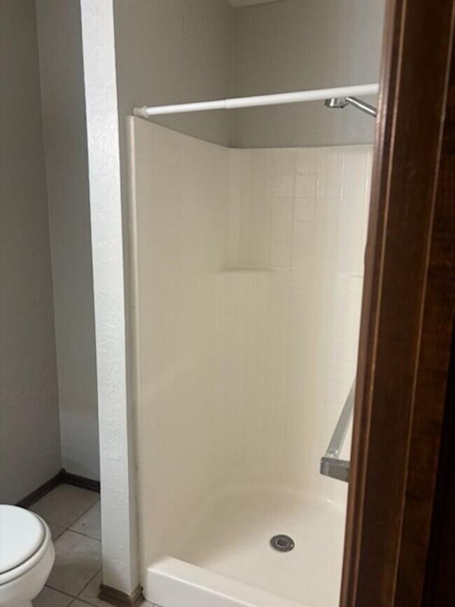 Building Photo - 2 Bed, 2 Bath Duplex in Mountain View Area