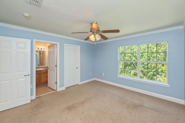 Building Photo - 535 Wingspan Way