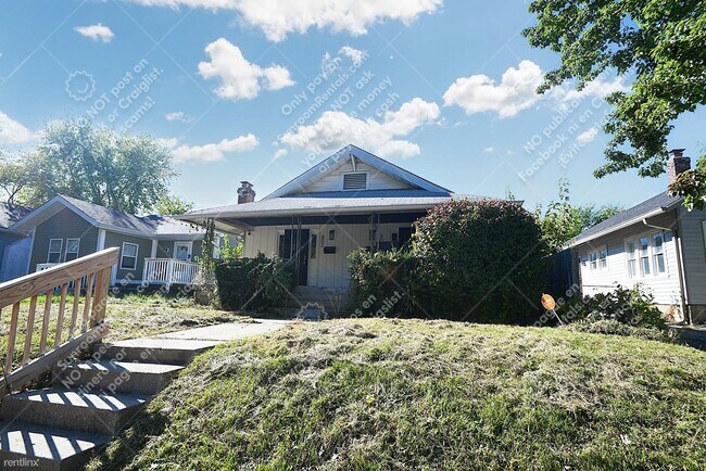 Primary Photo - 1 br, 1 bath Duplex - 804 N Denny St