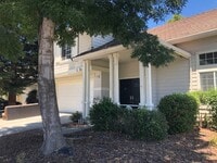 Building Photo - Spacious Pleasanton Home