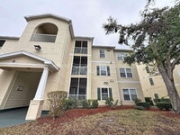Building Photo - 18487 Bridle Club Dr