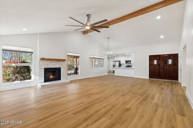 Building Photo - 26034 S Glenburn Dr