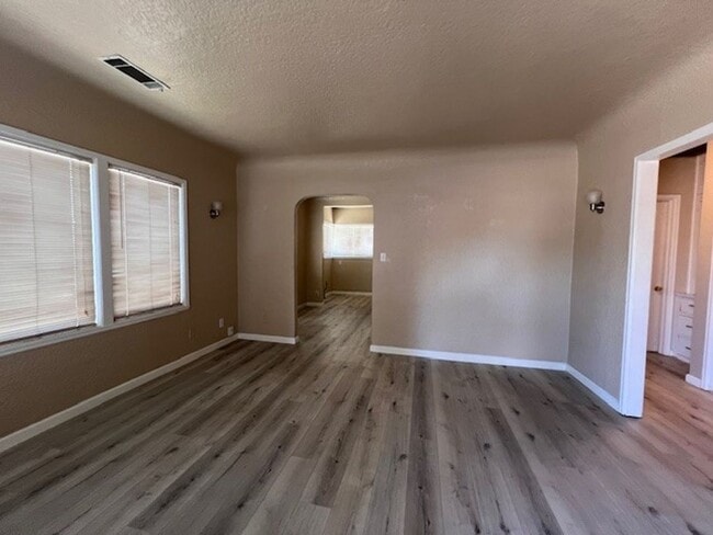 Building Photo - Coming Soon!