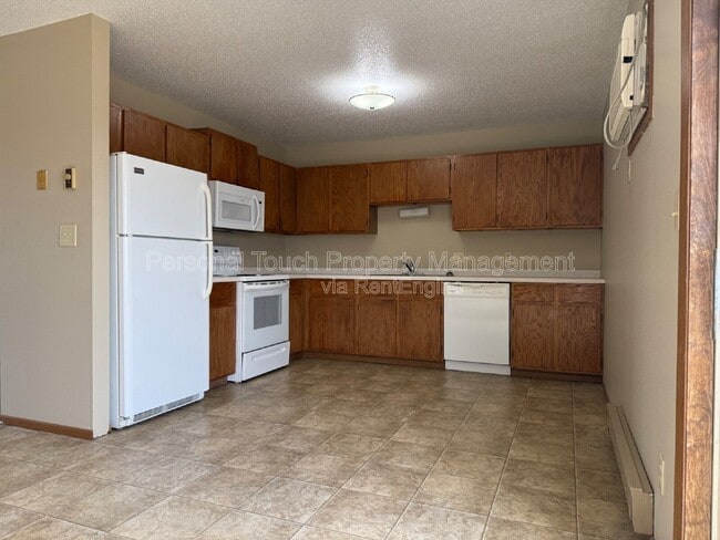 Building Photo - 1003 19th St SW