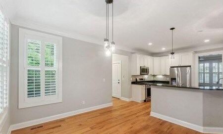 Building Photo - 2034 Shields Ln