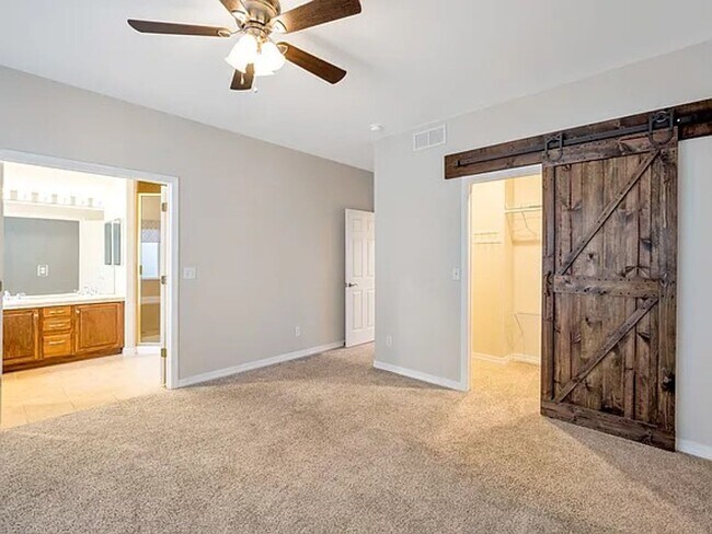 Building Photo - 2228 Red Maple Cir