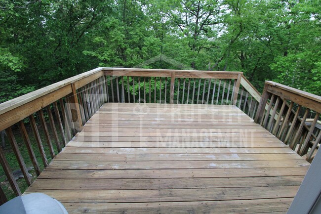 Building Photo - 175 Mesquite Dr