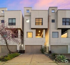 Building Photo - 1216 Dart St