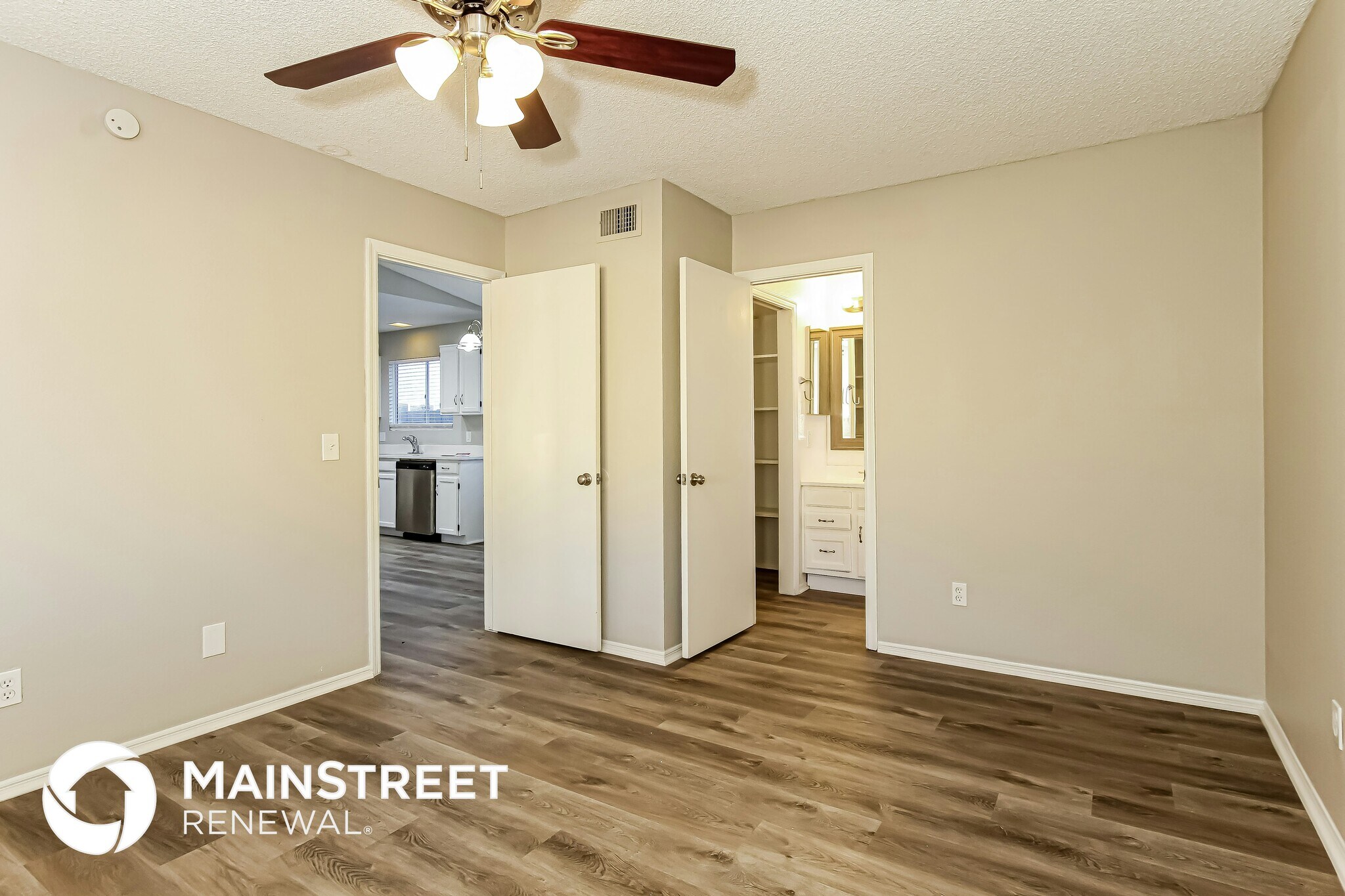 Building Photo - 1506 E Wescott Dr