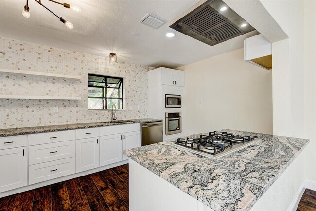 Building Photo - 3403 Linkwood Dr