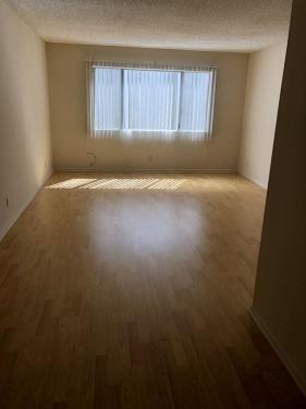 Building Photo - 13925 Sherman Way