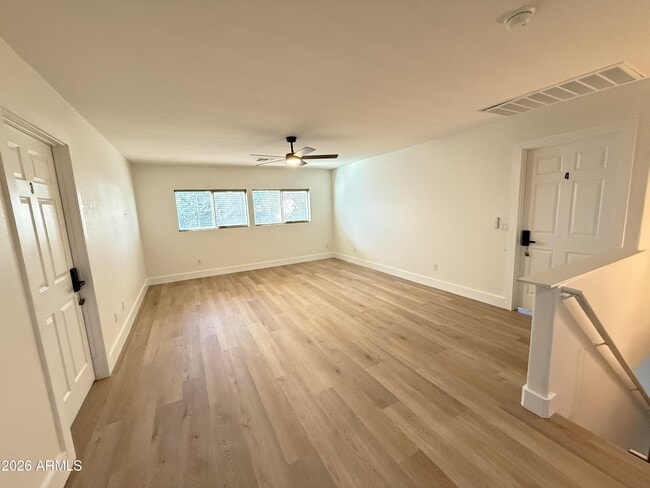 Building Photo - 3582 E Santa Fe Ln