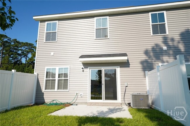 Building Photo - 475 Gov Treutlen Cir