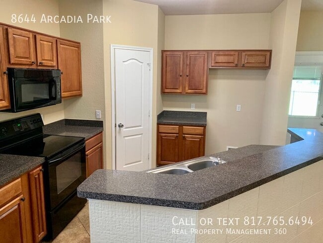 Building Photo - 8644 Arcadia Park Dr